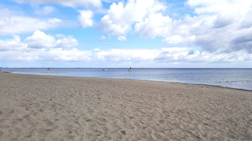 Naturstrand ohne Strandkörbe